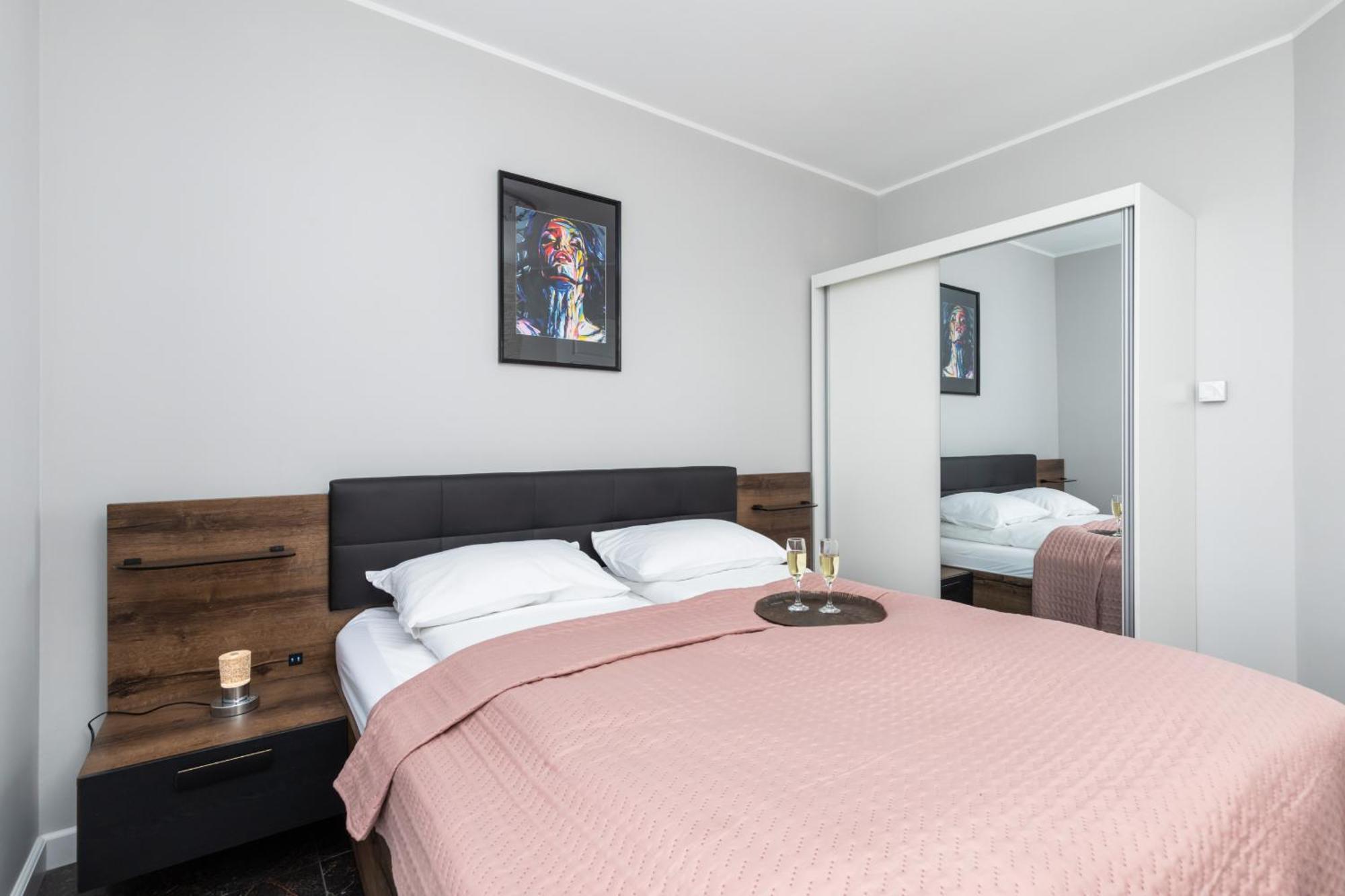 Apartamenty Nadbrzezna 250 M Do Plazy By Noclegi Renters Gąski Exterior foto